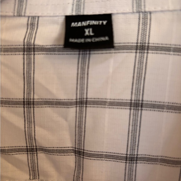 Manfinity White & Gray Plaid Button-Down Shirt XL Casual Workwear - Picture 3 of 3